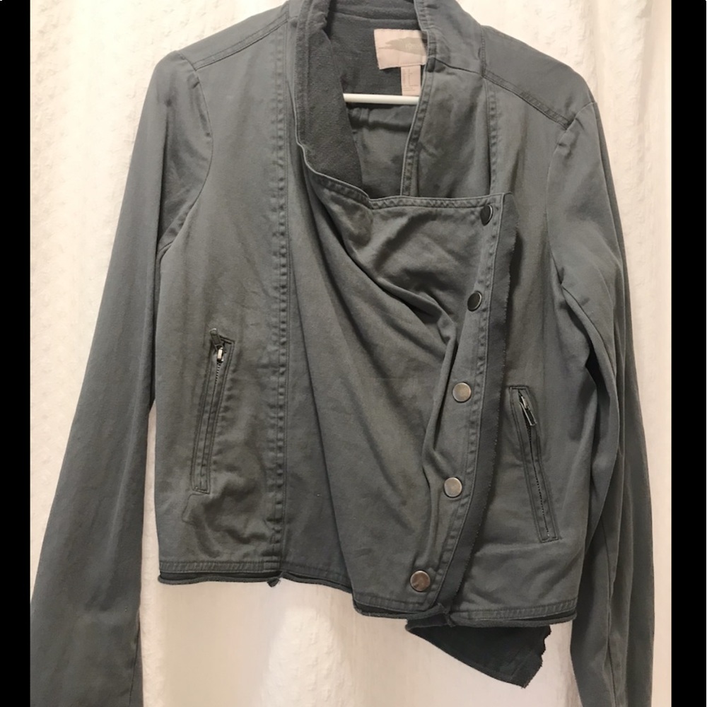 Women’s forever 21 cole neck button up